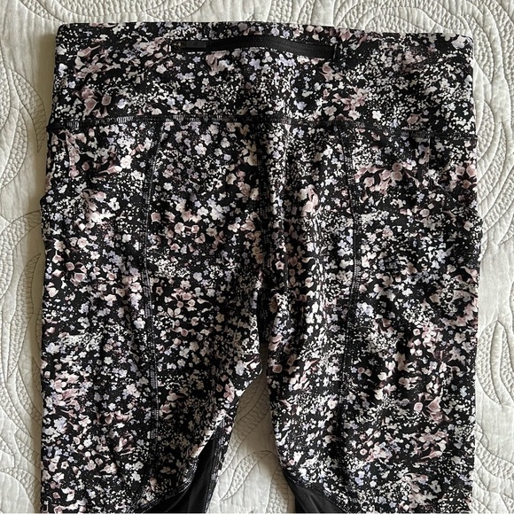 Lululemon - Pace Rival Crop 22" - Floral Spritz Multi / Black - Picture 12 of 15